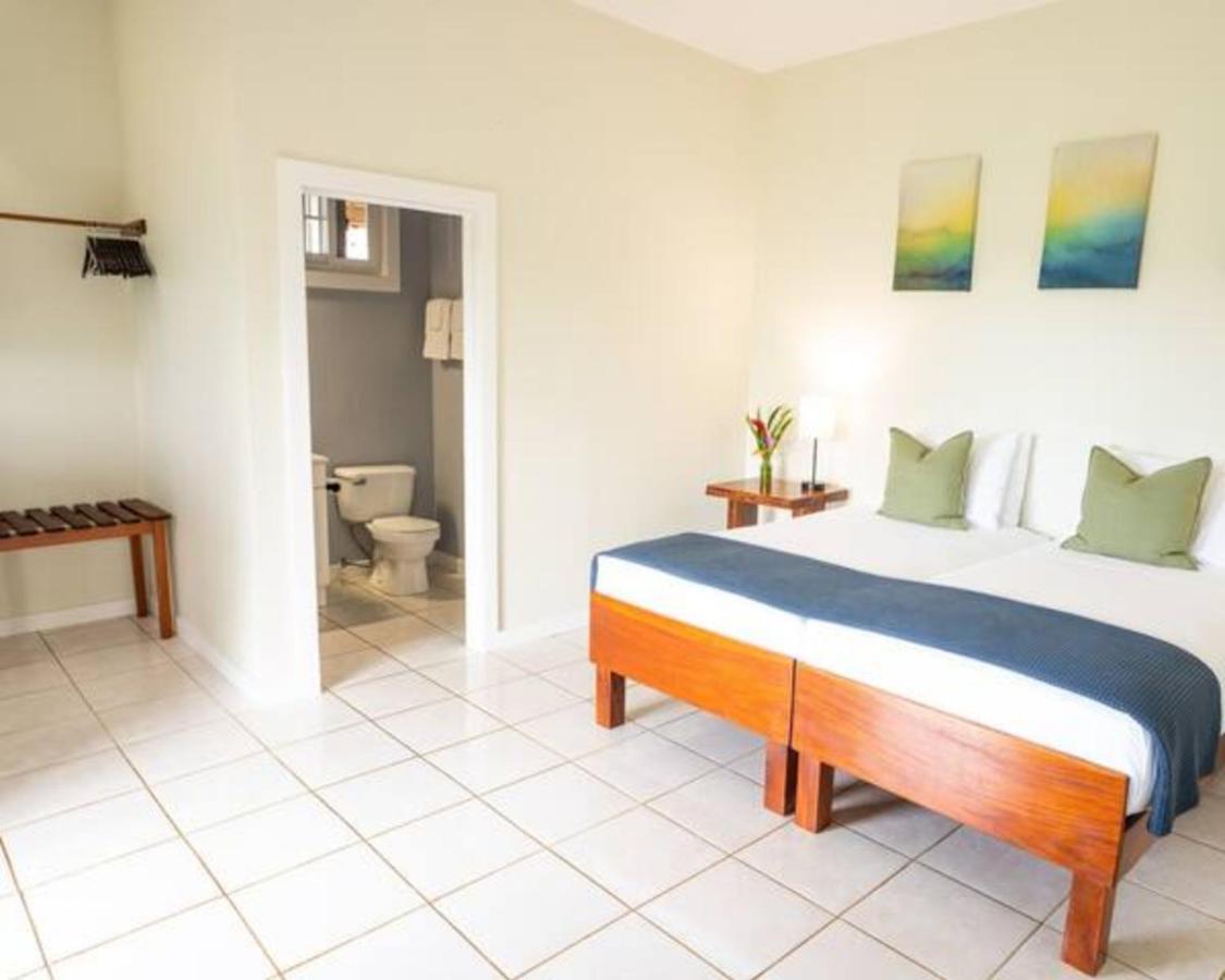 Bed and Breakfast Casa Marlin Бокас-дель-Торо Экстерьер фото